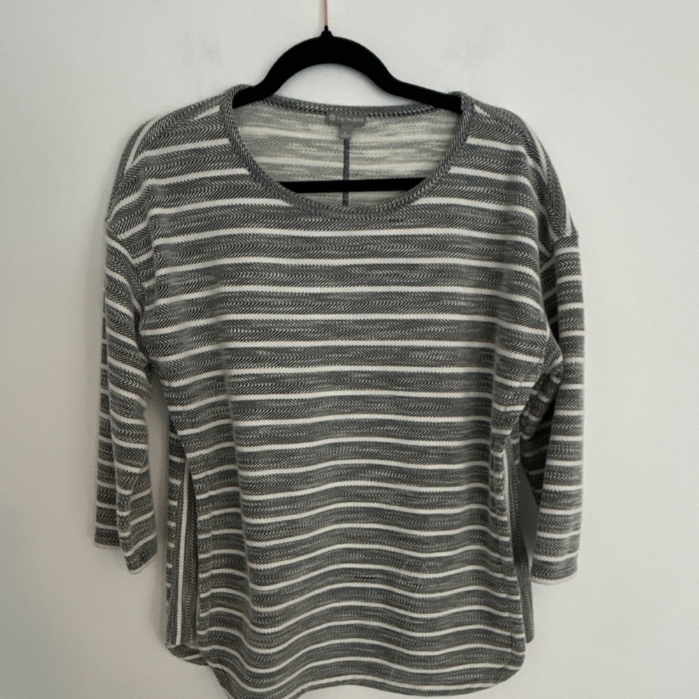 T by Talbots Gray White Striped‎ Knit 3/4 Sleeve Blouse LP 64% Cotton